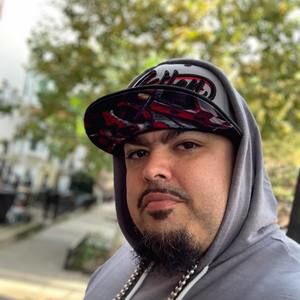 Meet your Posher, Jay are